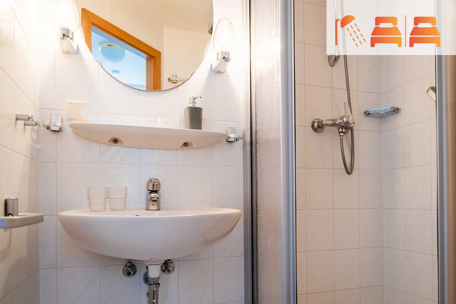 Standard Zweibettzimmer mit Bergblick